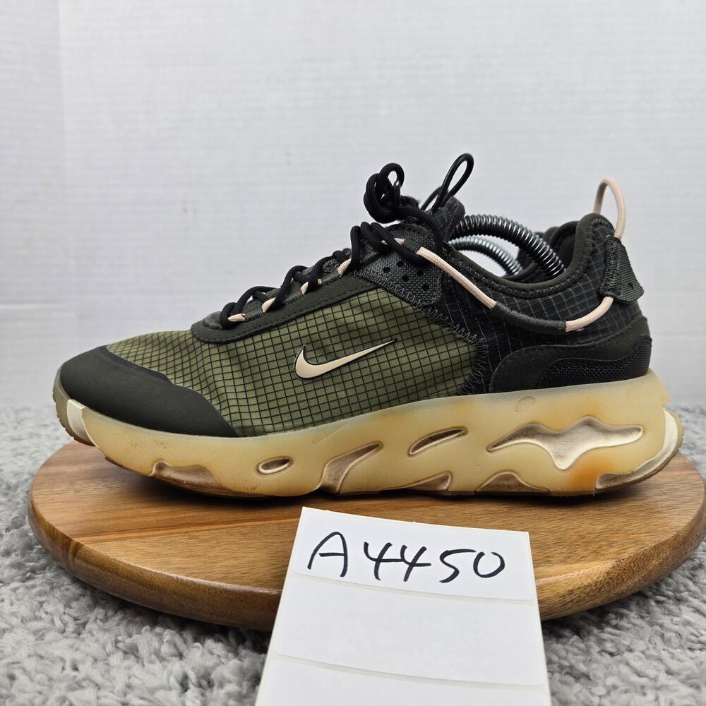 Nike Men 10 React Live Sequoia Green Daily Athletic Road Running Shoe CV1772-300
